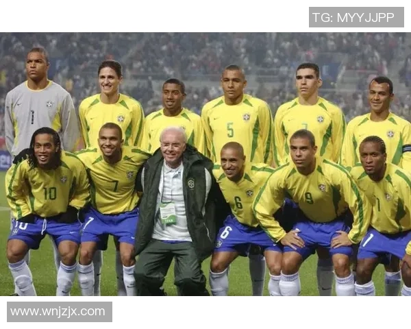 背号18的足球明星传奇故事与他们在绿茵场上的辉煌瞬间回顾